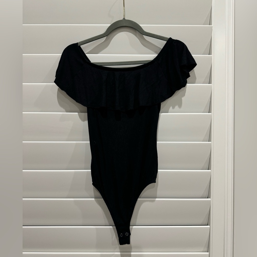 Express off shoulder ruffle bodysuit